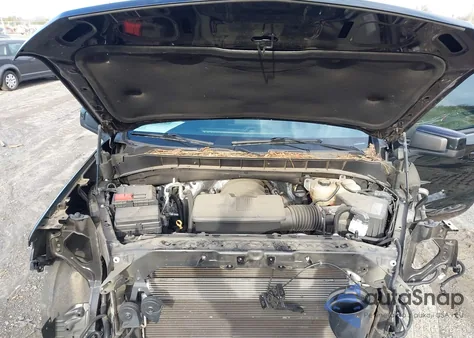 2019 Chevrolet Silverado K1500 Rst из США, поврежденный, VIN 3GCUYEEDXKG179469